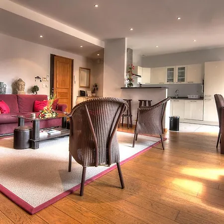 Large 2 Bedrooms - 3 Min From The Palais -apt N° 5m48 Apartment